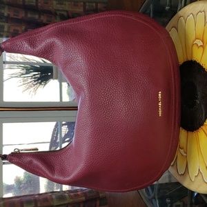 💘🖤💘 MICHAEL KORS BURGUNDY RED PEBBLED LEATHER HOBO SHOULDER BAG